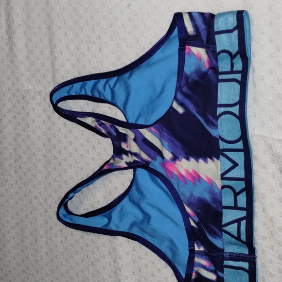 Girls Under Armour abstract sports bra - Picture 3 of 4